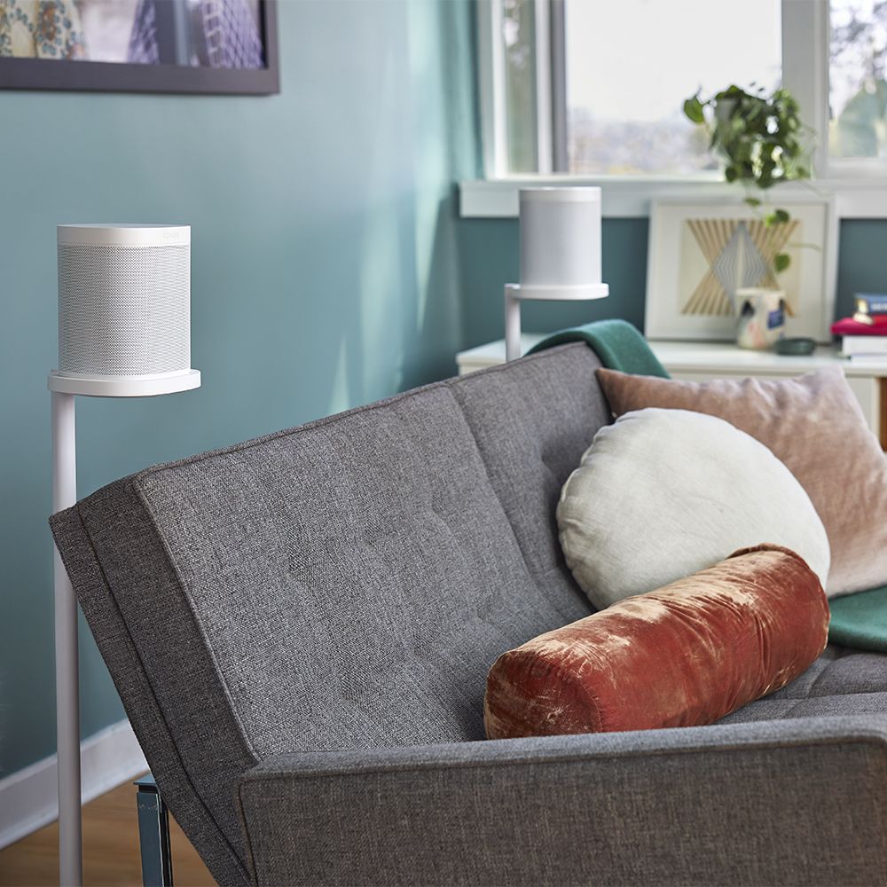 TechNet-sonos-soundsysteme-Accessories_Stand-White-Lifestyle_Shot-Living_Room